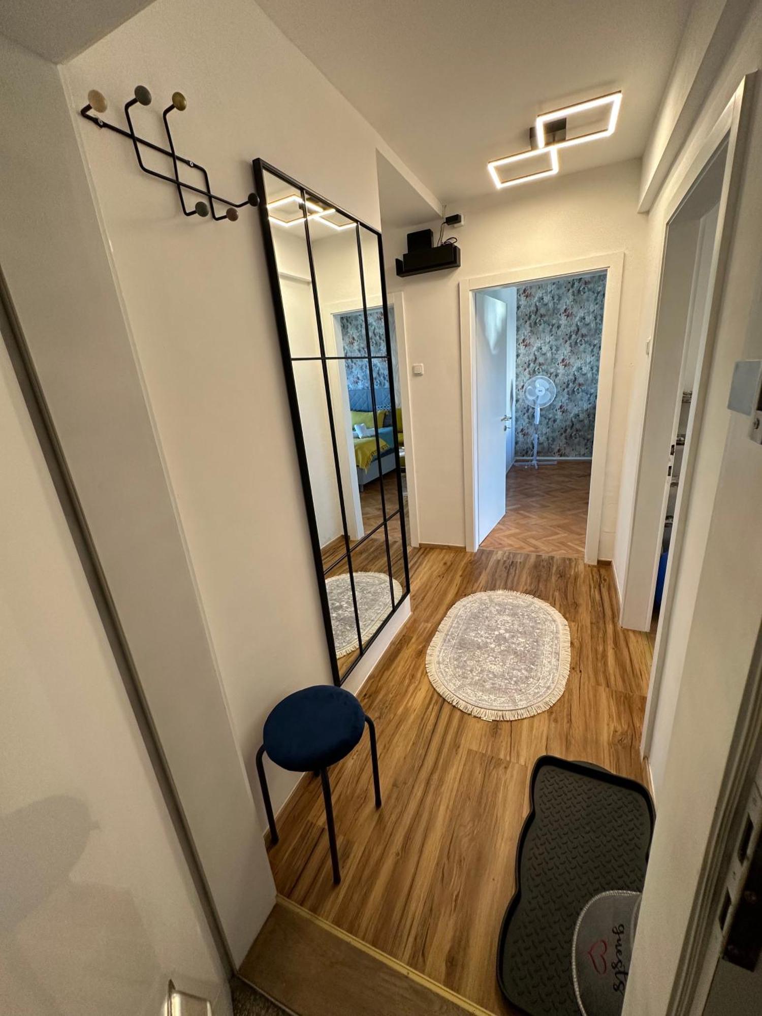 Moderne Mit 2 Balkonen, Self Check-in, Parking Apartment *