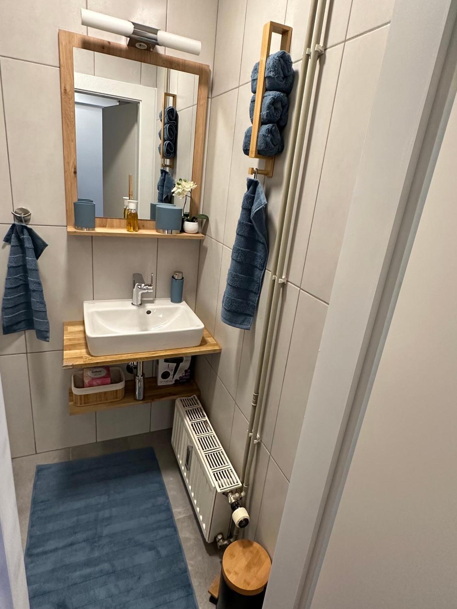Moderne Mit 2 Balkonen, Self Check-in, Parking * Graz